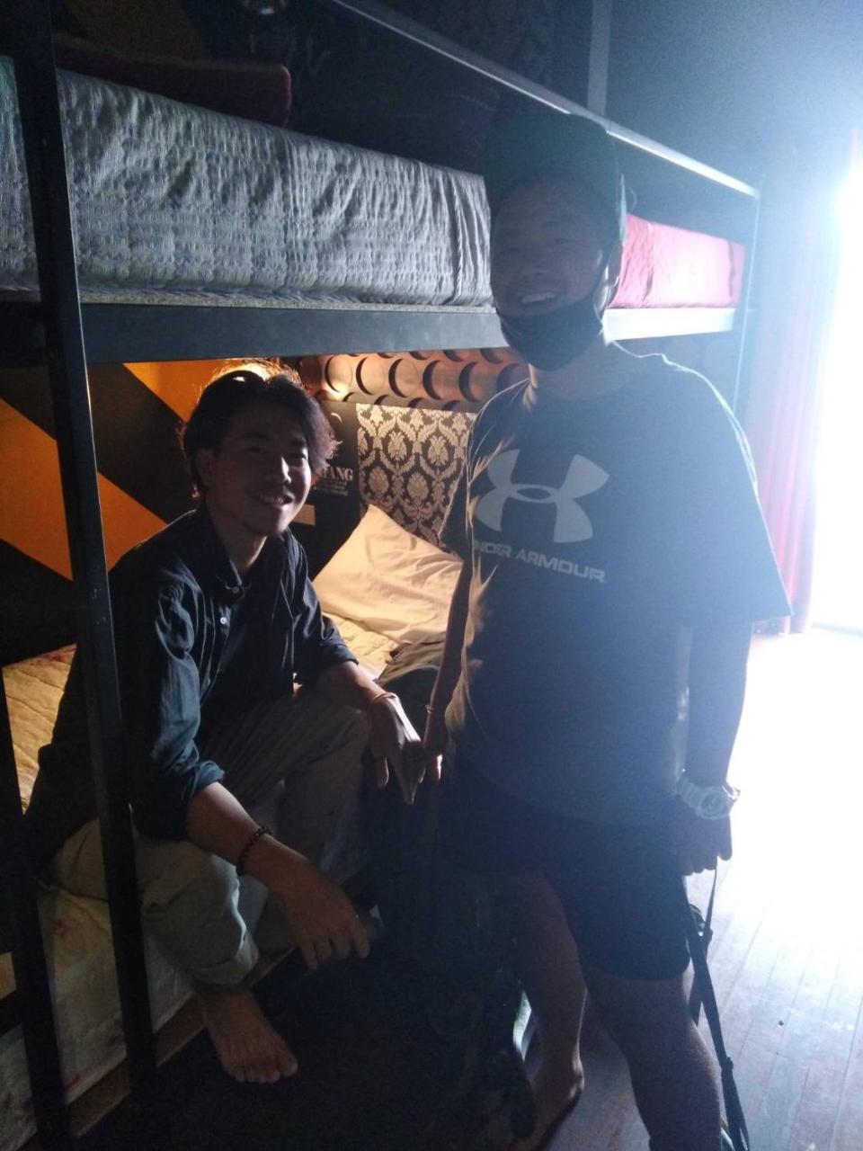 Chang Bed And Bar Hostel (Adults Only) Surat Thani Eksteriør bilde